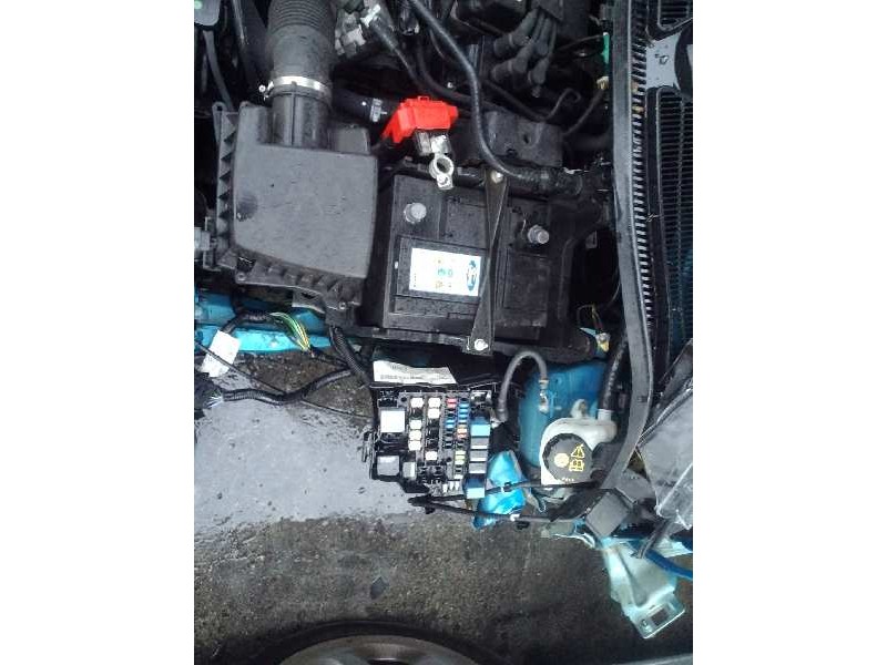 ford fiesta (ccn) del año 2014