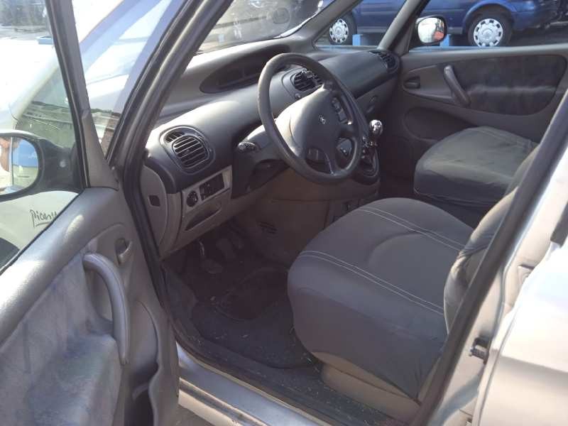 citroën xsara picasso del año 2003