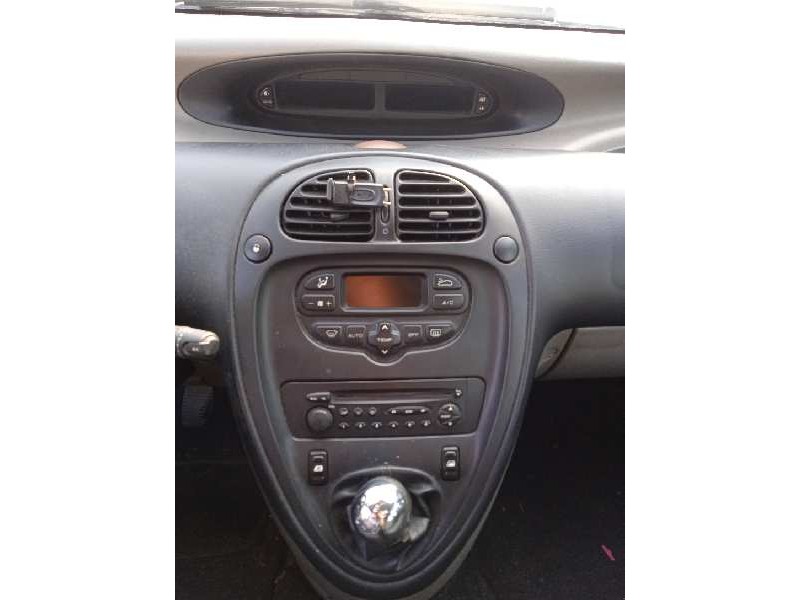 citroën xsara picasso del año 2003