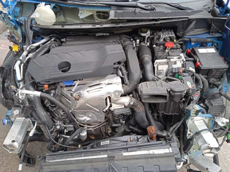 peugeot 3008 del año 2021