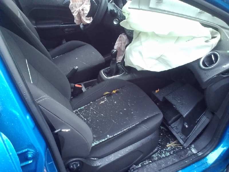 ford fiesta (ccn) del año 2014