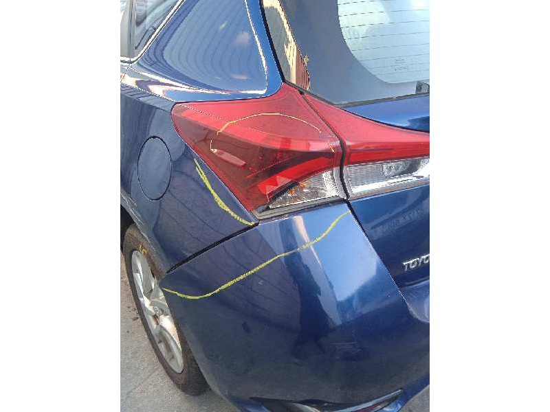 toyota auris del año 2017