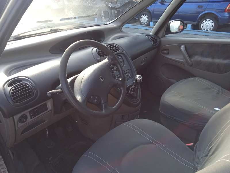 citroën xsara picasso del año 2003