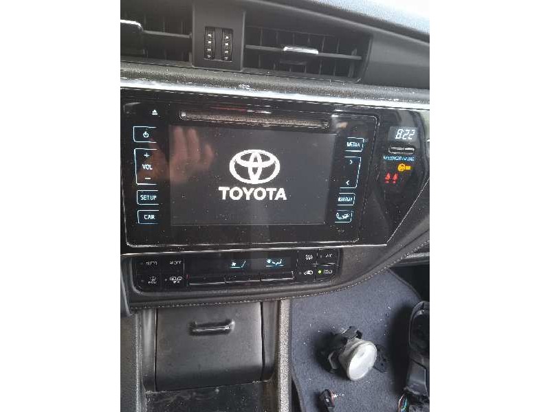 toyota auris del año 2017