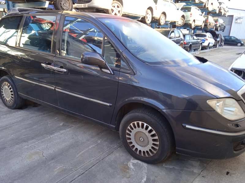 lancia phedra (180) del año 2004