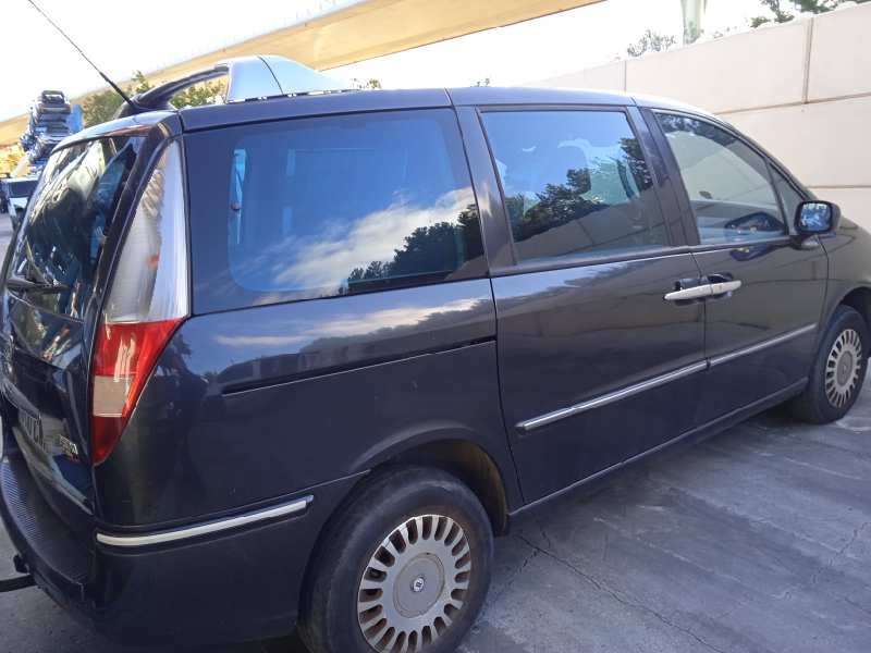 lancia phedra (180) del año 2004