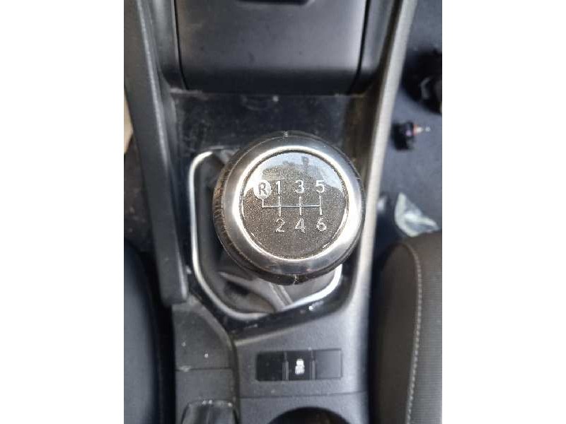 toyota auris del año 2017