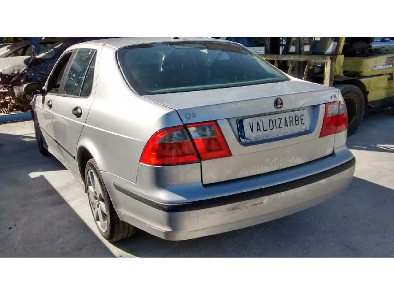 saab 9-5 berlina del año 2003