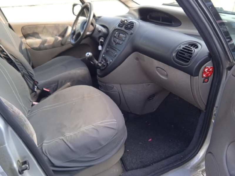 citroën xsara picasso del año 2003