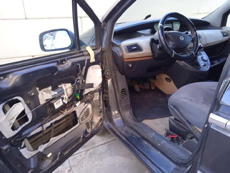 lancia phedra (180) del año 2004