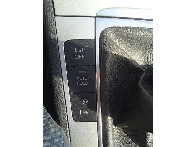 volkswagen passat berlina (3c2) del año 2008