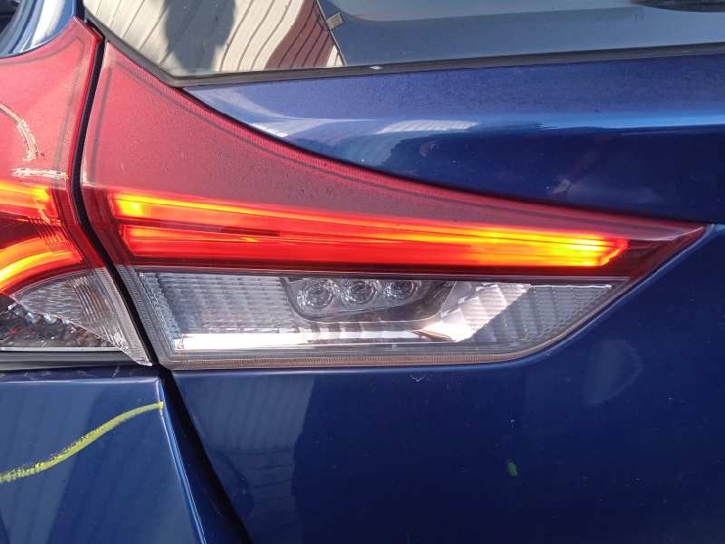 toyota auris del año 2017