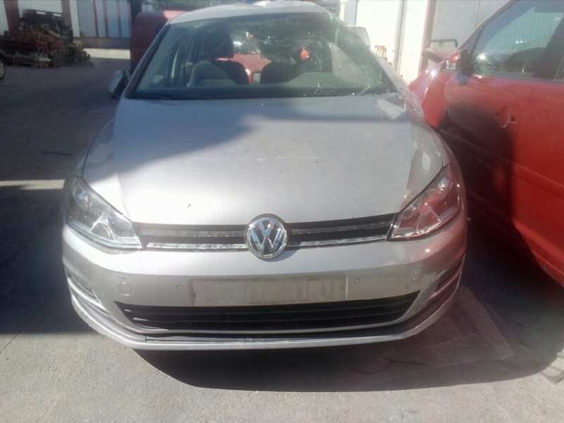 volkswagen golf vii lim. (5g1) del año 2013