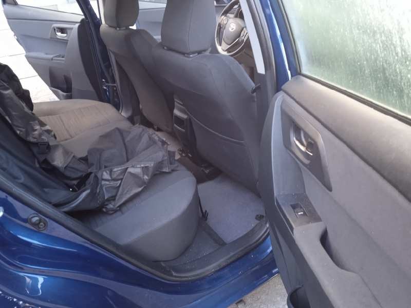 toyota auris del año 2017