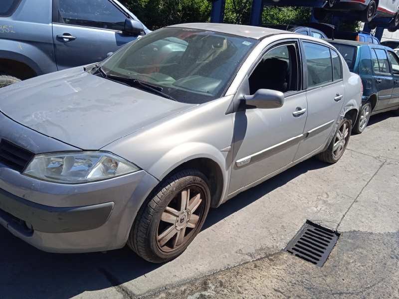 renault megane ii classic berlina del año 2006