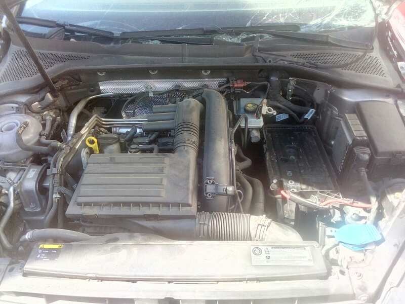 volkswagen golf vii lim. (5g1) del año 2013