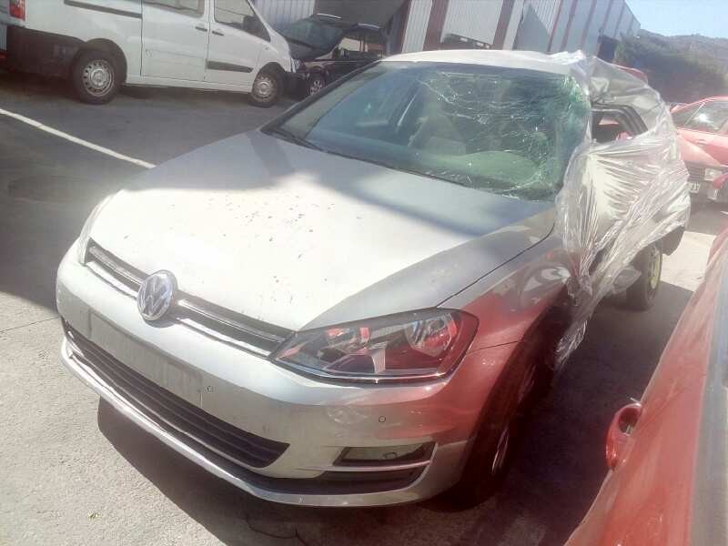 volkswagen golf vii lim. (5g1) del año 2013