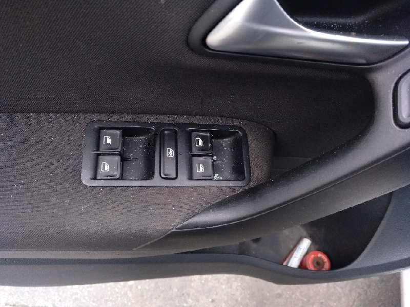 volkswagen polo (6c1) del año 2014