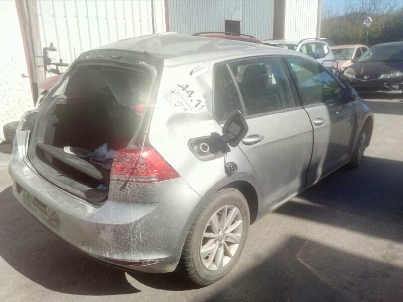 volkswagen golf vii lim. (5g1) del año 2013