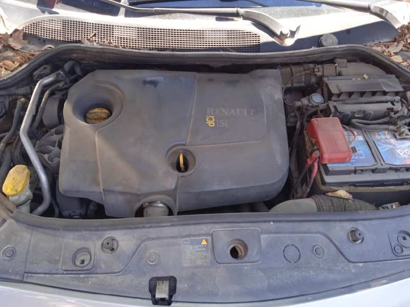 renault megane ii classic berlina del año 2006