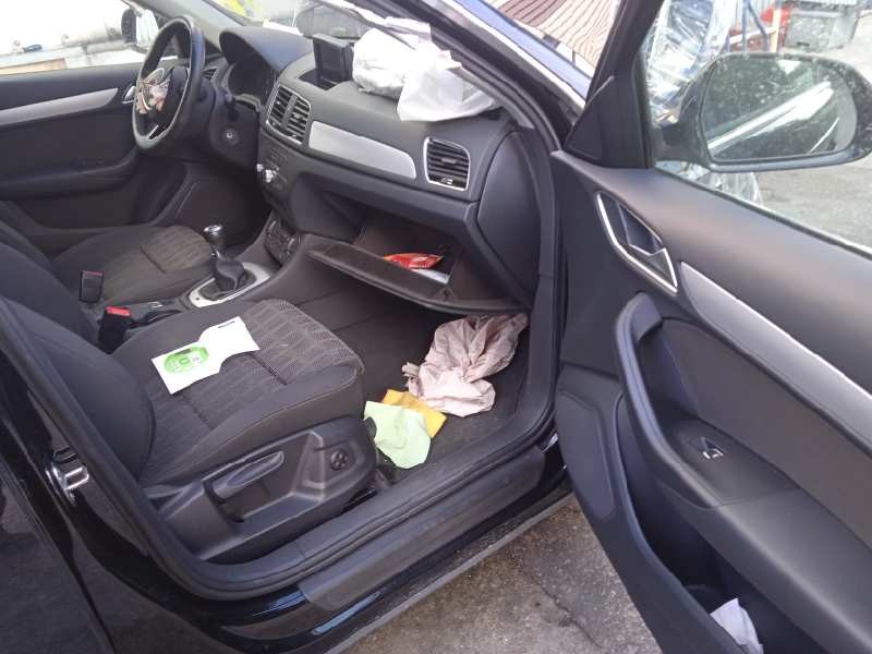 audi q3 (8ug) del año 2017