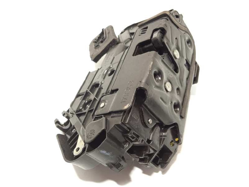 CERRADURA PUERTA DELANTERA DERECHA 5NB837016C 