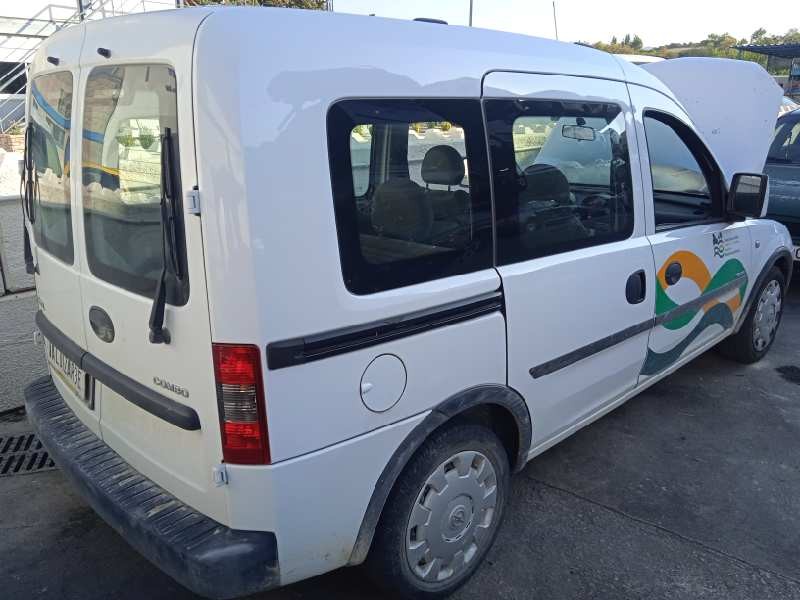 opel combo (corsa c) del año 2005