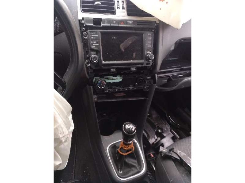 volkswagen polo (6c1) del año 2014