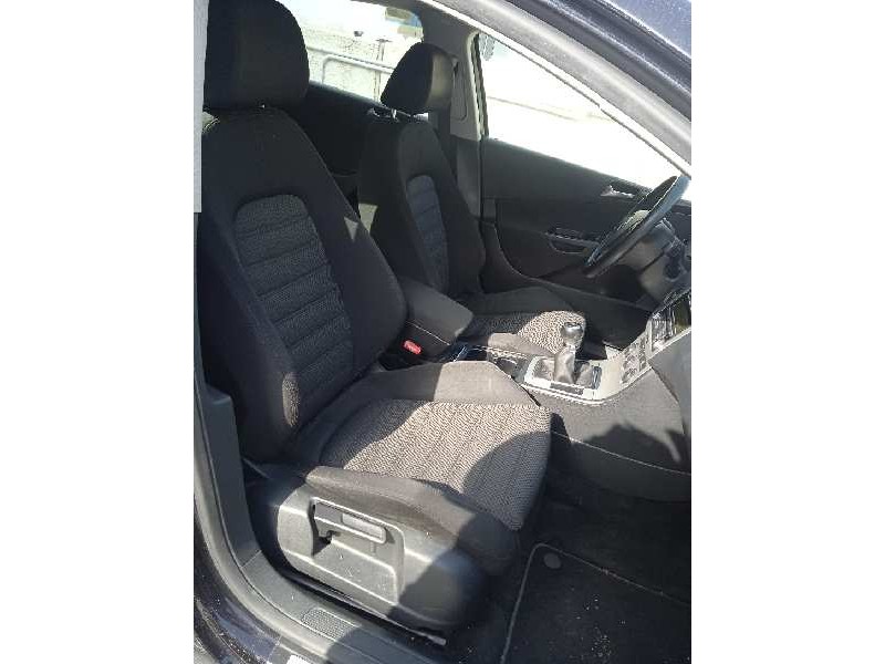 volkswagen passat berlina (3c2) del año 2008