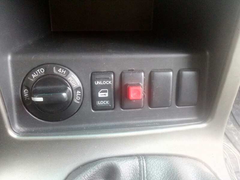 nissan pathfinder (r51) del año 2008