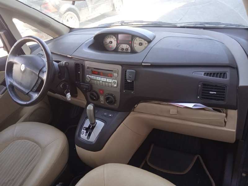 lancia musa (184) del año 2006