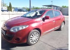 renault megane iii berlina 5 p del año 2010