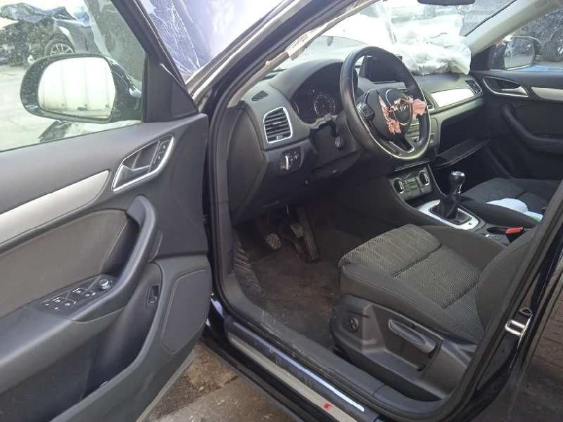 audi q3 (8ug) del año 2017