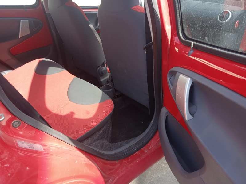 peugeot 107 del año 2008