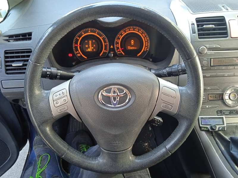 toyota auris del año 2007