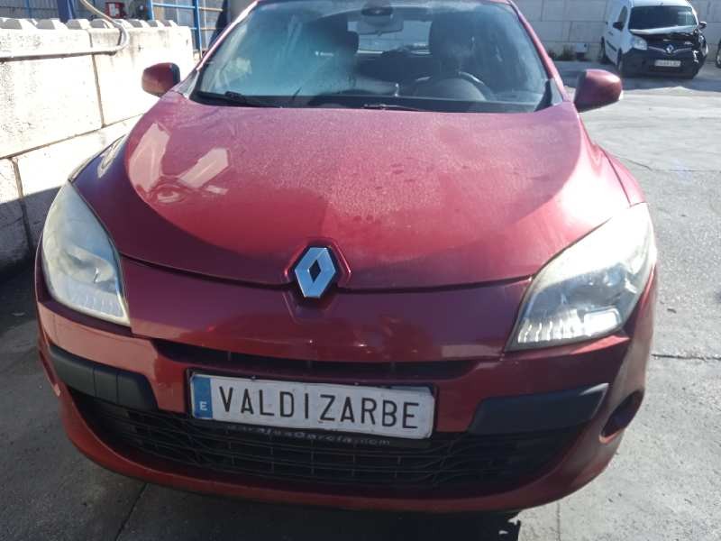 renault megane iii berlina 5 p del año 2010