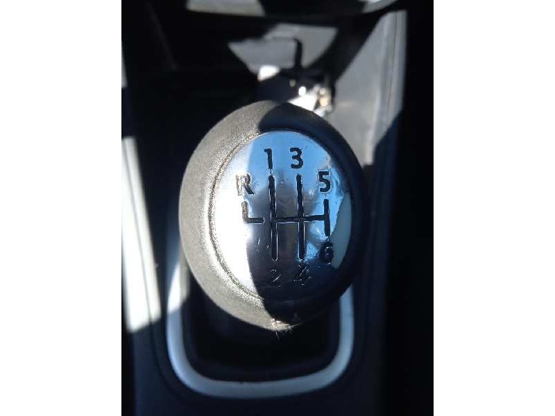 renault megane iii berlina 5 p del año 2010