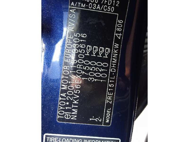 toyota auris del año 2007