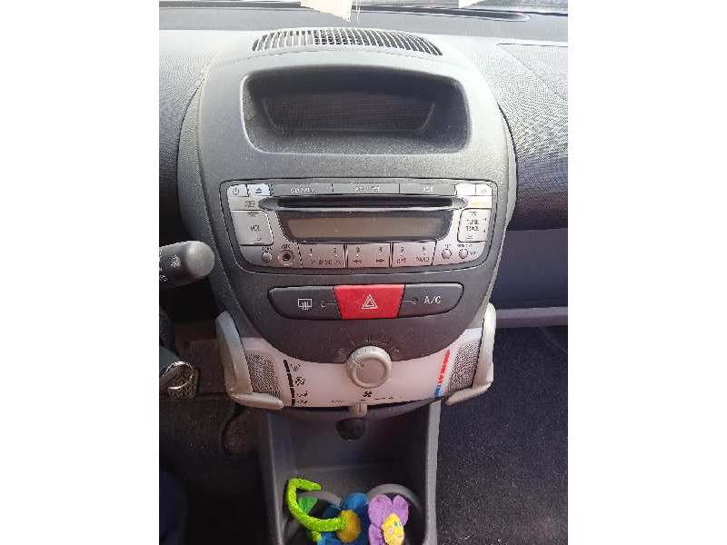 peugeot 107 del año 2008