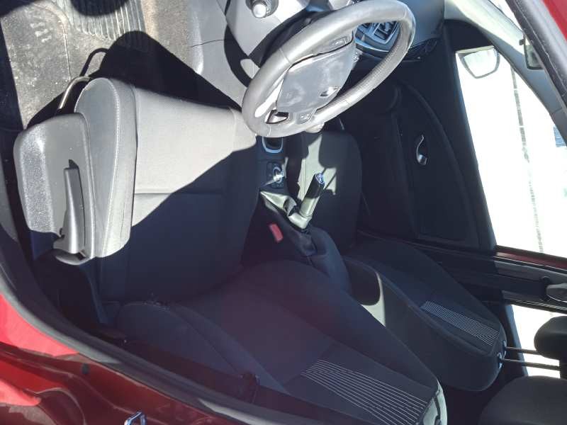 renault megane iii berlina 5 p del año 2010