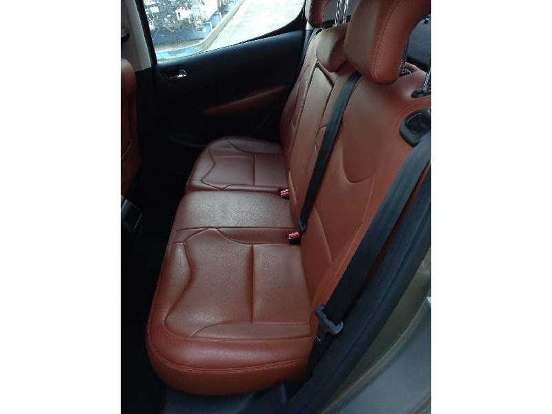 peugeot 308 del año 2011