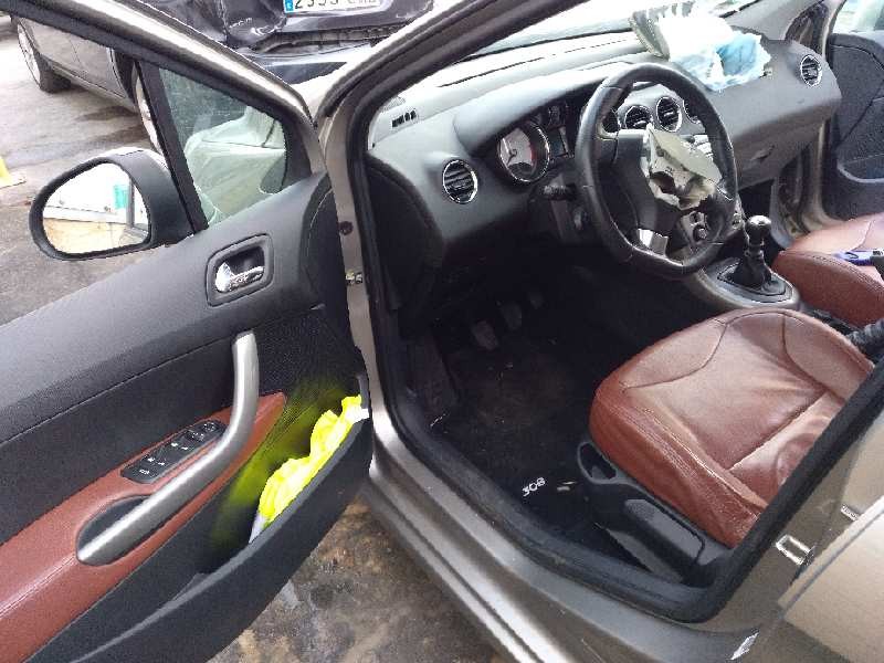 peugeot 308 del año 2011