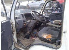 nissan cabstar del año 2000 2