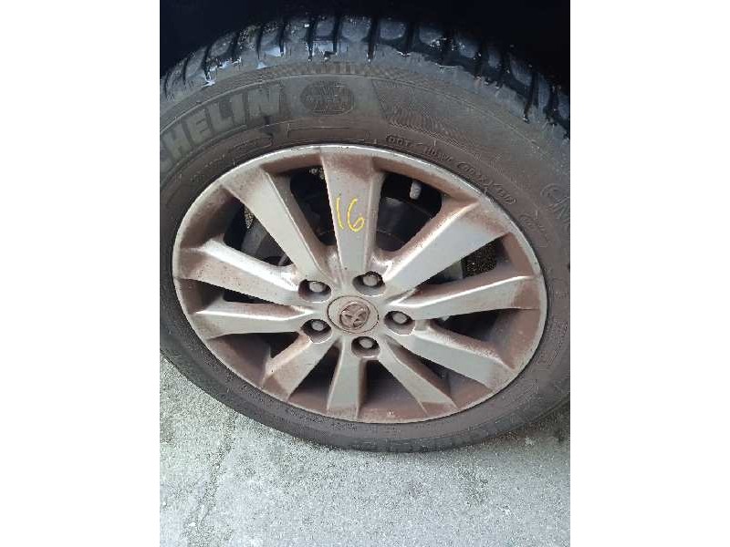 toyota auris del año 2007