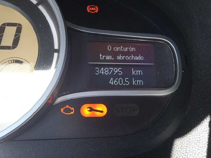 renault megane iii berlina 5 p del año 2010