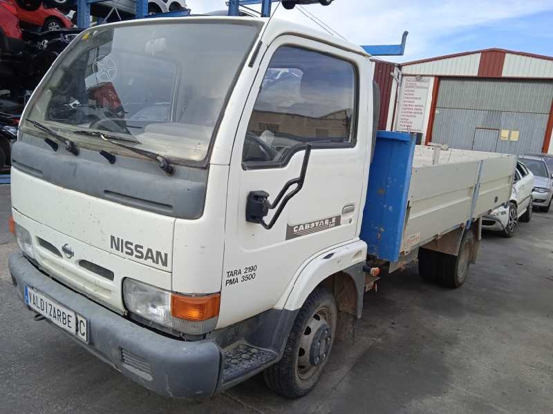 nissan cabstar del año 2000