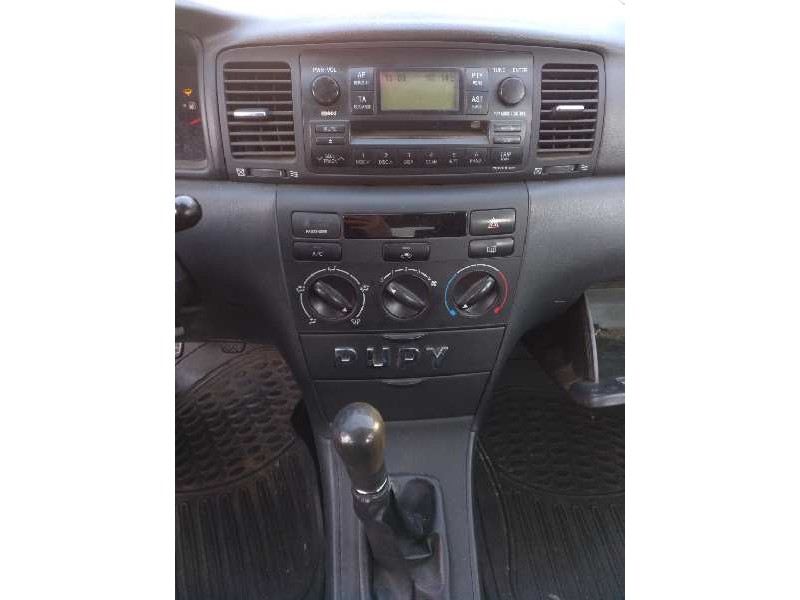 toyota corolla (e12) del año 2005