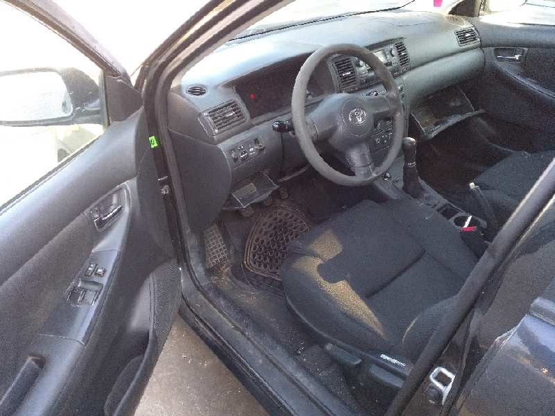 toyota corolla (e12) del año 2005