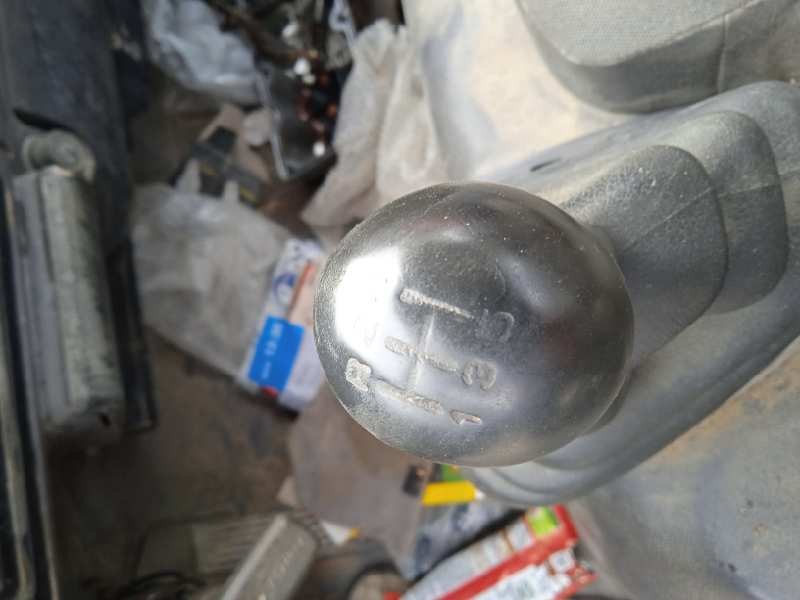 nissan cabstar del año 2000