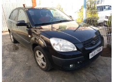 kia rio del año 2005